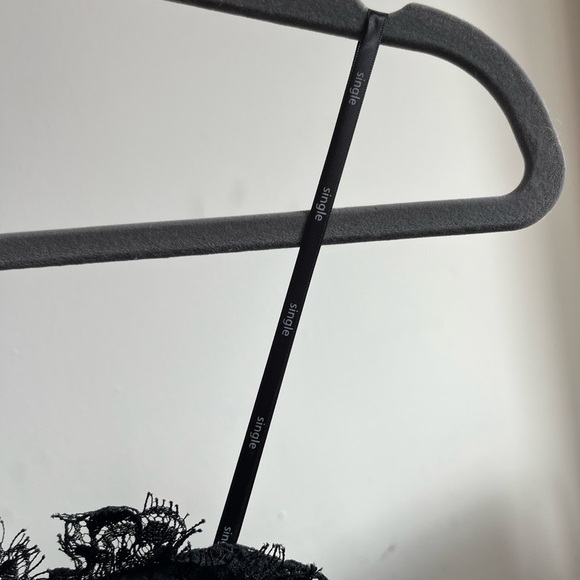 Single After Eight Prom Lace Sleeveless Dress Size 4 Lining is Silk - Picture 5 of 11